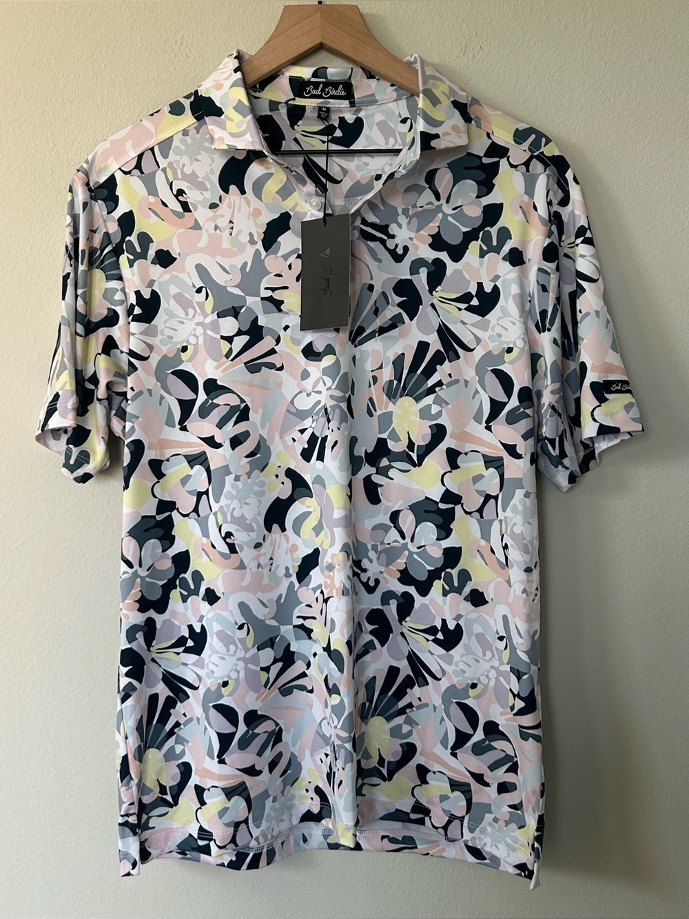 Bad Birdie Core Polo Savannah Swing Golf Shirt Men's Size Medium M Patterned NWT